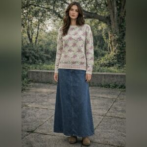 Vintage Hudson’s Bay “The Bay / La Baie” Floral Knit Sweater